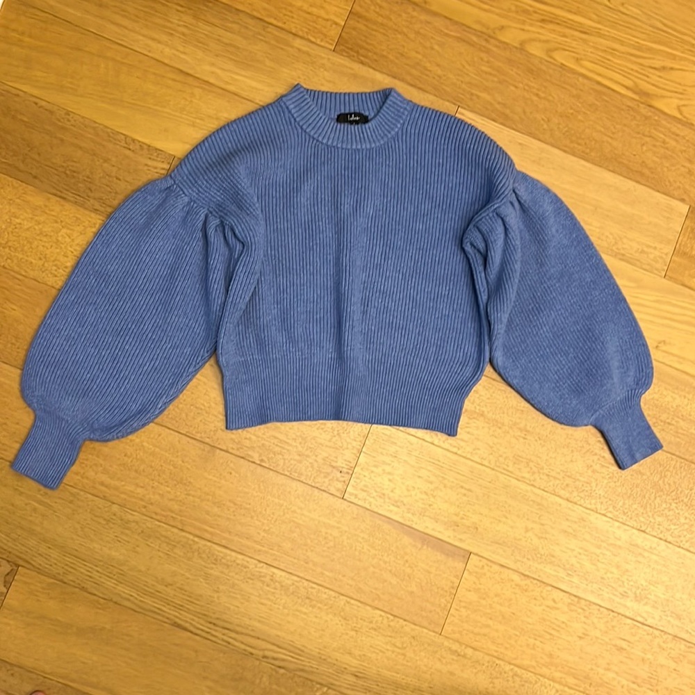 Lulus Sweater size Small